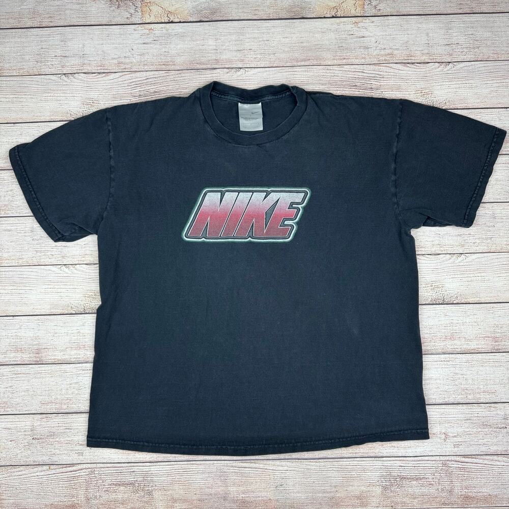 Nike 2000's Black Faded T-shirt